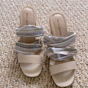 Beige, blue striped. Kelsi Dagger